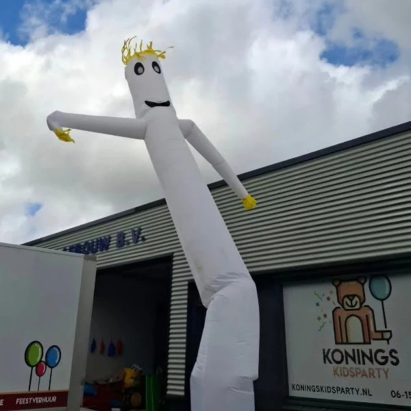 Skydancer wit spook Skydancer wit spook